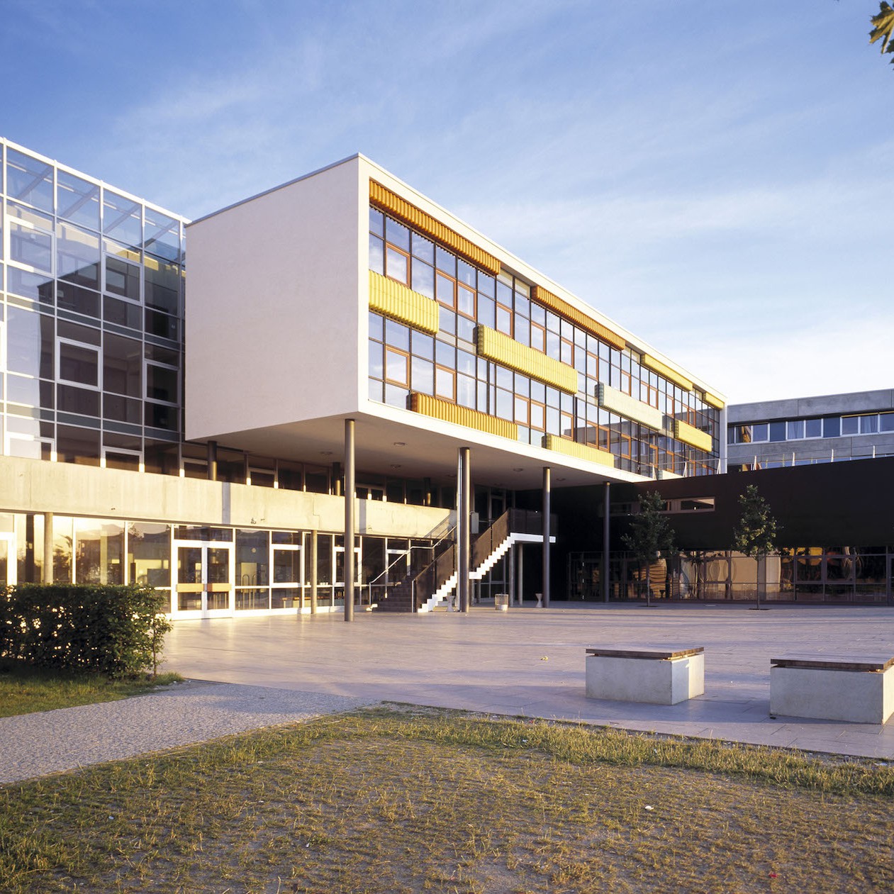 Vierzügiges Gymnasium, Berlin: Pausenhof